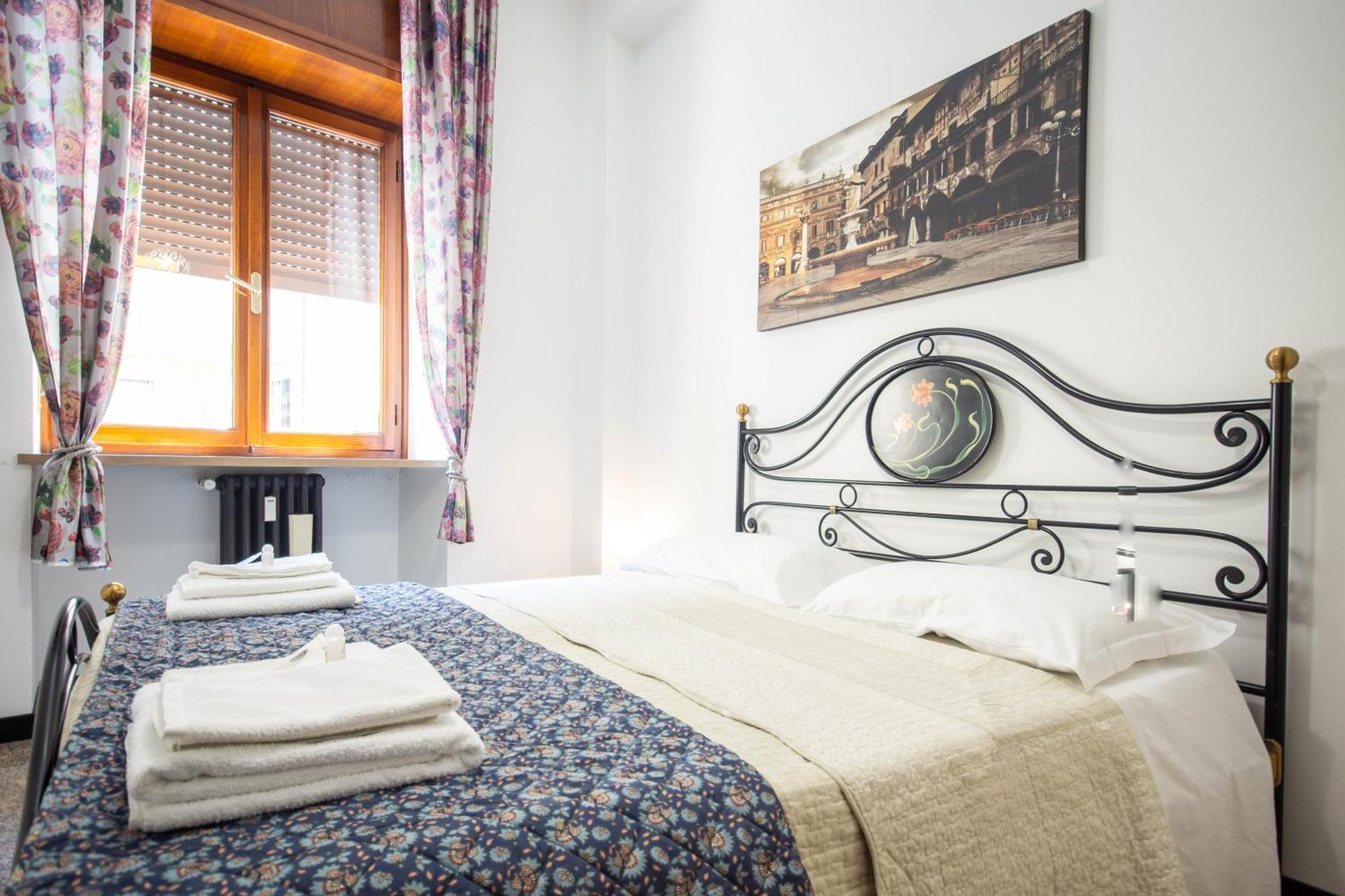 Residenza Bra Rooms Βερόνα Εξωτερικό φωτογραφία