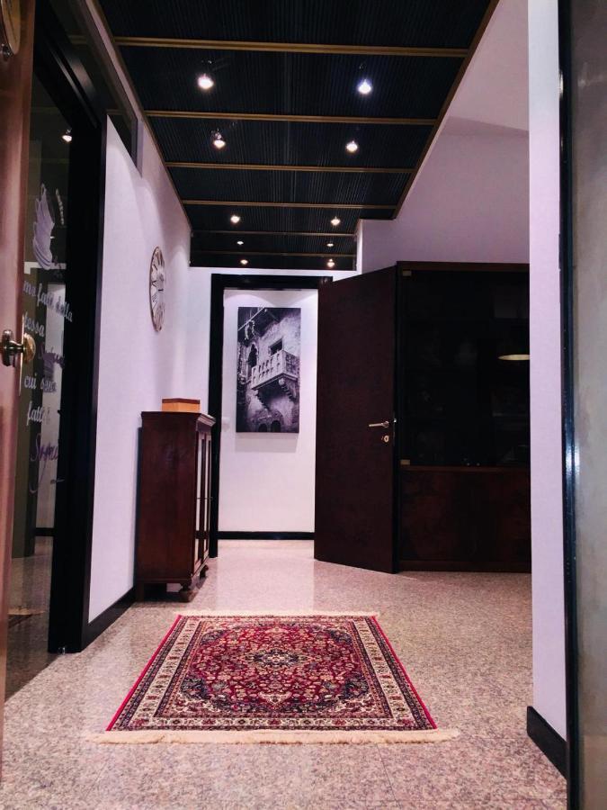 Residenza Bra Rooms Βερόνα Εξωτερικό φωτογραφία